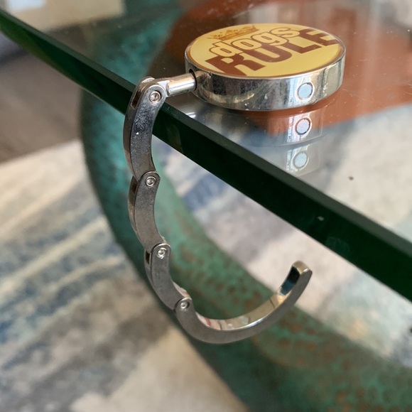 5/5/25 + Discounted shipping
Dogs Rule Purse Holder - Picture 2 of 7